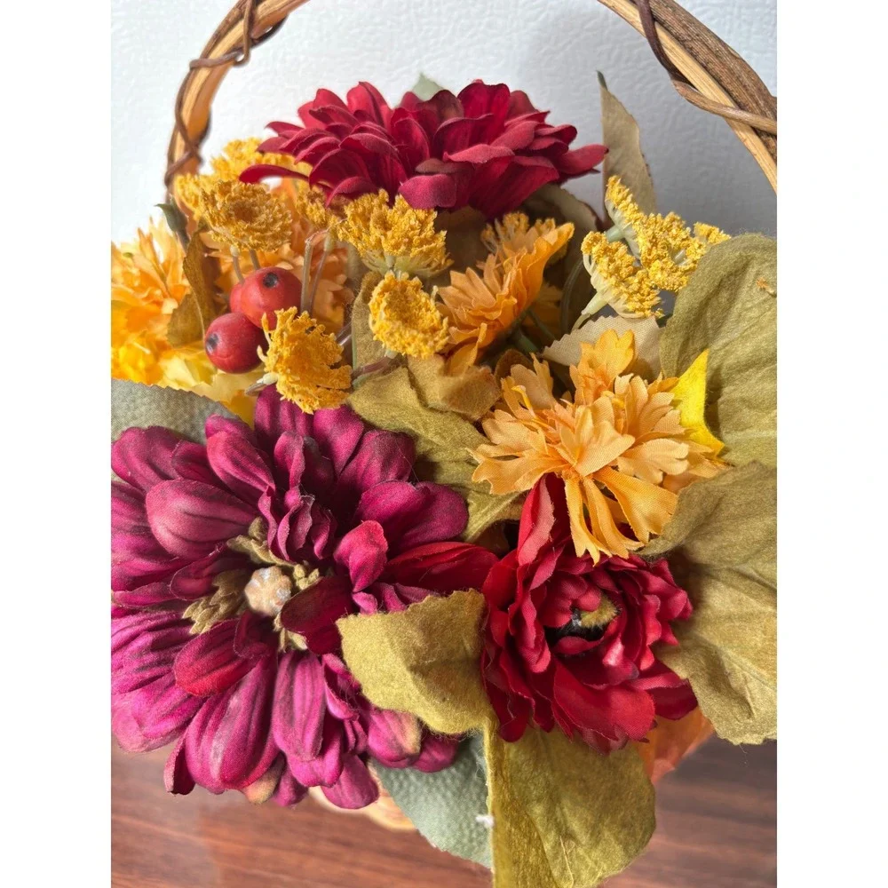 Autumn Silk Flower Arrangement in Woven Wicker Basket Fall Wall‎ Hanging